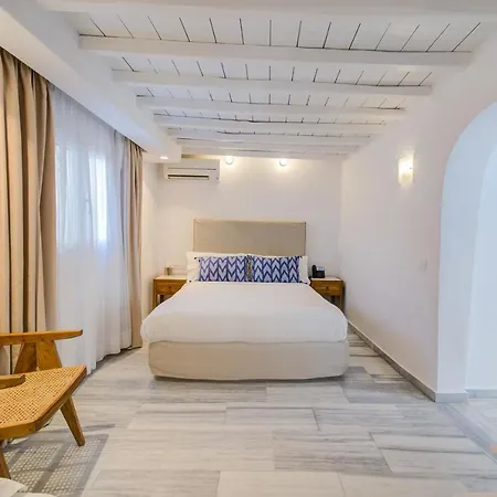 Madalena Hotell 3*