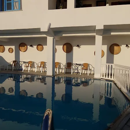 Madalena Hotel